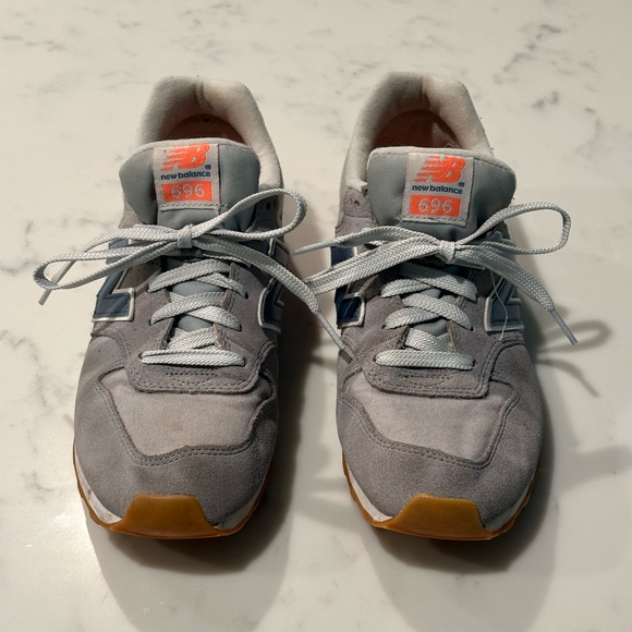 New Balance Sneakers - 696 - Picture 2 of 9